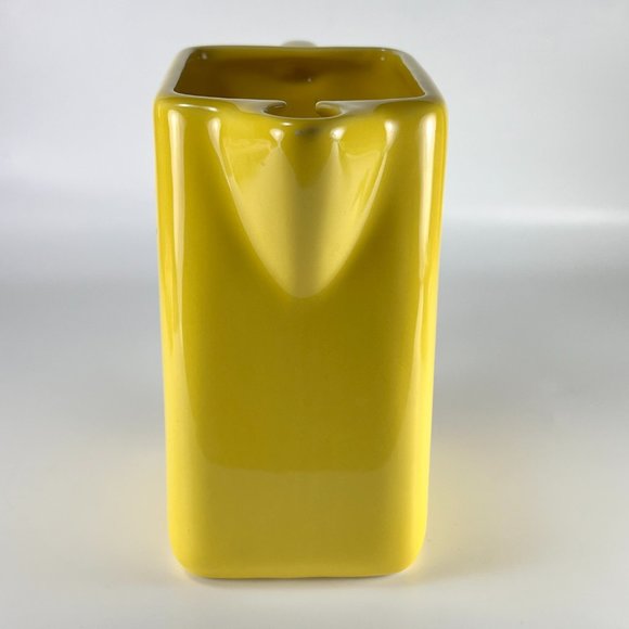 Vtg Cutty Sark Scots Whisky Pitcher Yellow Ceramic Square Man Cave Barware - Picture 5 of 11